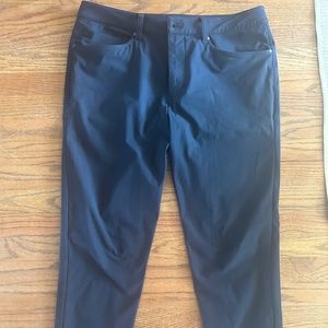 Lululemon ABC Slim Fit pants (Likenew)